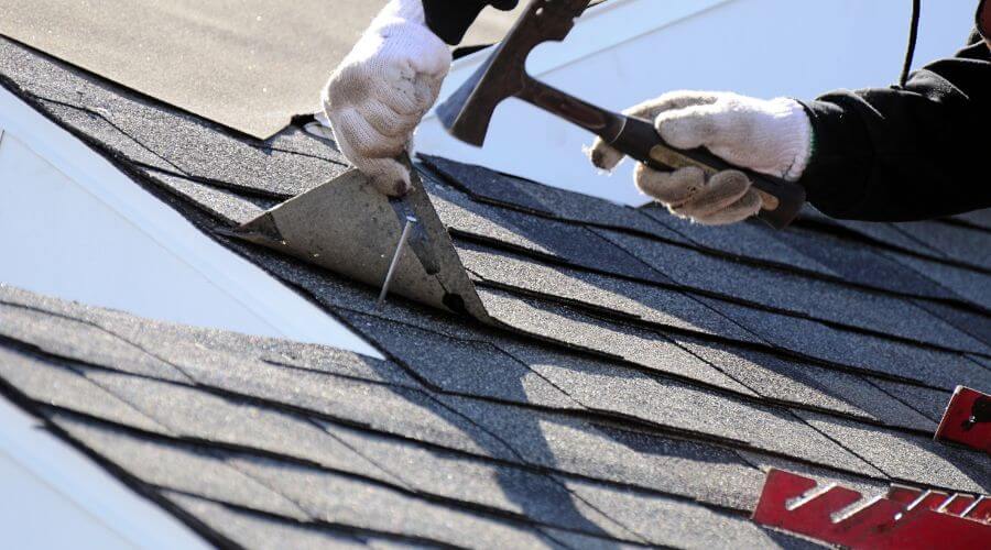 Professional gutter cleaning in Durand, WI